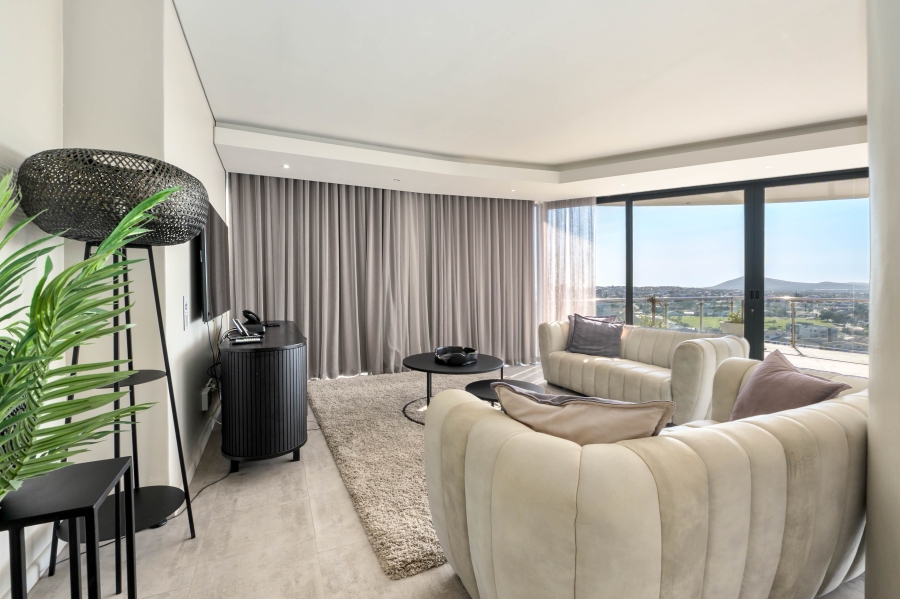 4 Bedroom Property for Sale in Bloubergstrand Western Cape